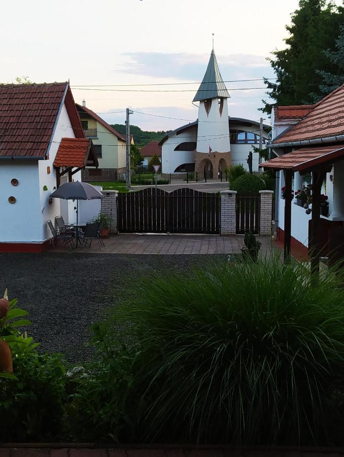 Harmony Vendégház Egerszalók Exterior foto